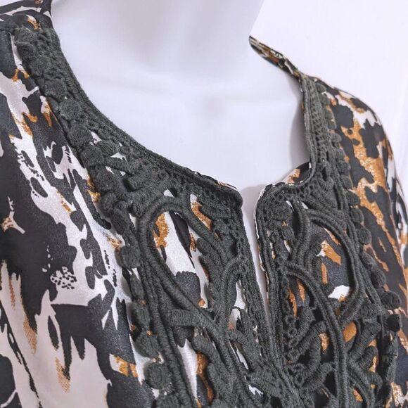 Bizz GIRL Leopard Print Chrochet Decor Boho Blouse Small @Y - Picture 2 of 10